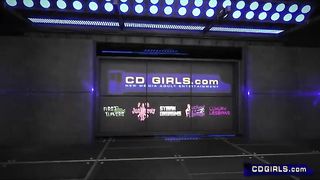 Молодая госпожа связала зрелую худышку и доминирует